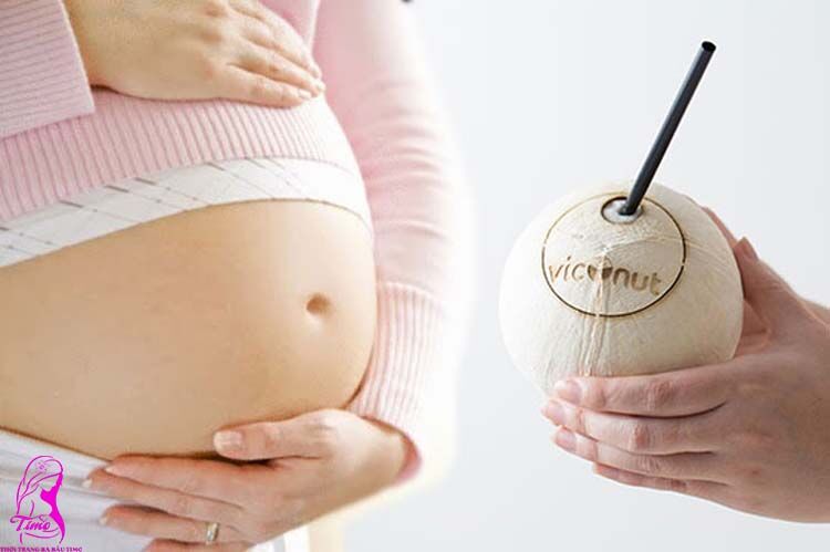 Bà bầu 3 tháng uống nước dừa được không? Quan niệm cực kỳ sai lầm 4 bầu 3 tháng uống nước dừa được không